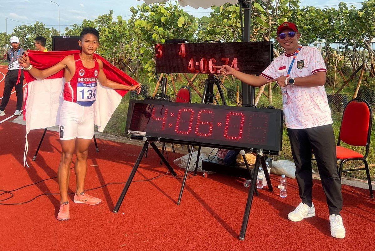 Atletik Raih Medali Emas Perdana dari Nomor 1500 Meter Putra di ASEAN Schools Games 2024