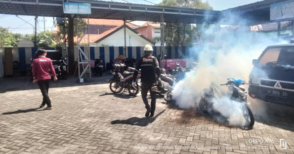 Cegah Demam Berdarah, Polisi Gelar Fogging Serentak