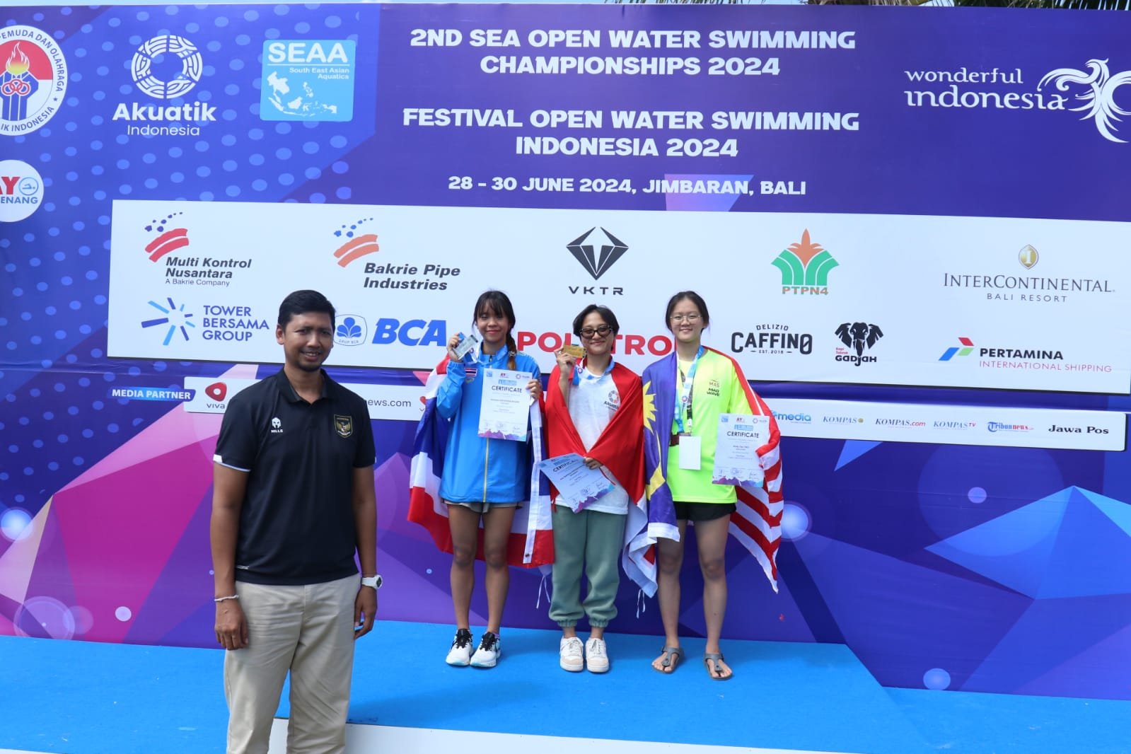 Perenang Asal Jatim Izzy Dwifaiva Raih Juara Open Water Swimming Championships Bali