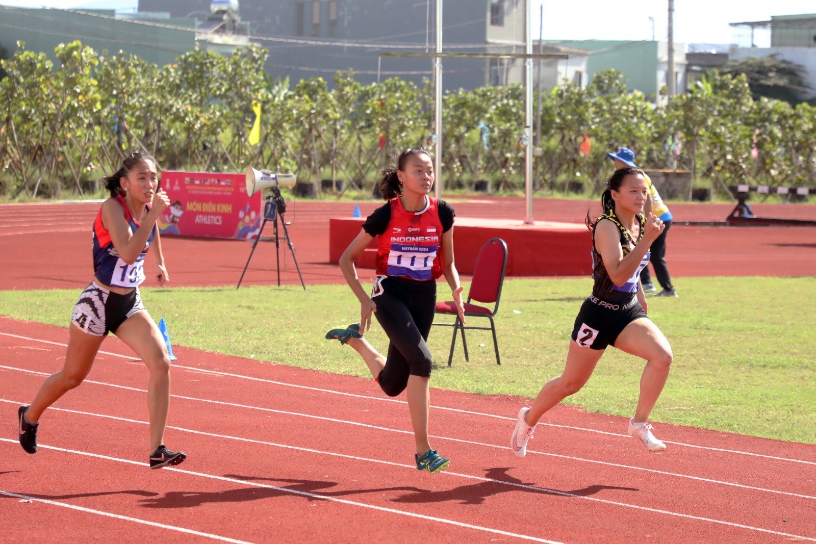 Atletik Sumbang Tiga Medali untuk Indonesia di ASEAN Schools Games 2024 Hari Pertama