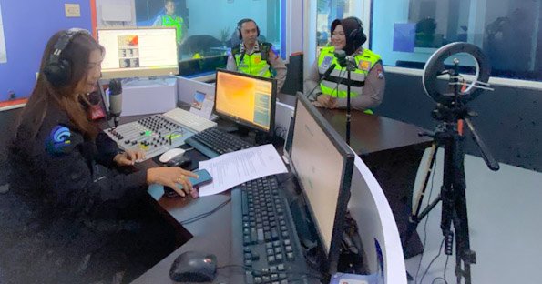 Dalam Rangka Operasi Patuh Semeru 2024, Polres Malang Edukasi Keselamatan Berlalu Lintas Melalui Siaran Radio