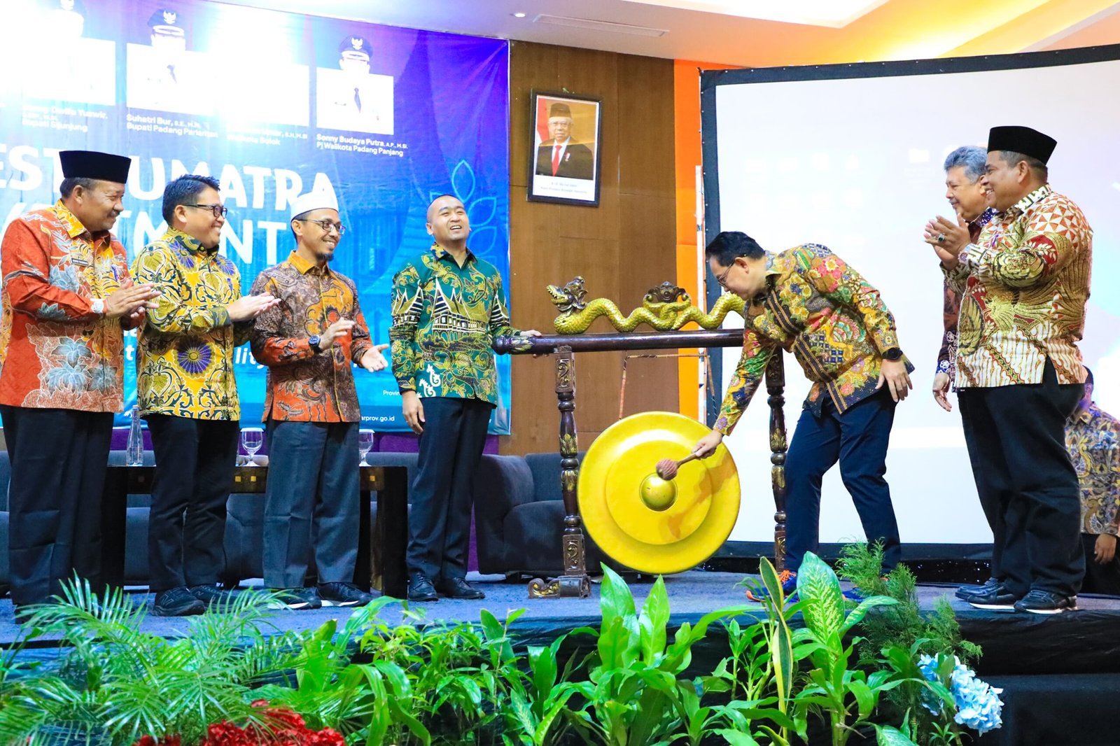 Perkuat Kerjasama Perdagangan dan Investasi Jatim dan Sumatera Barat
