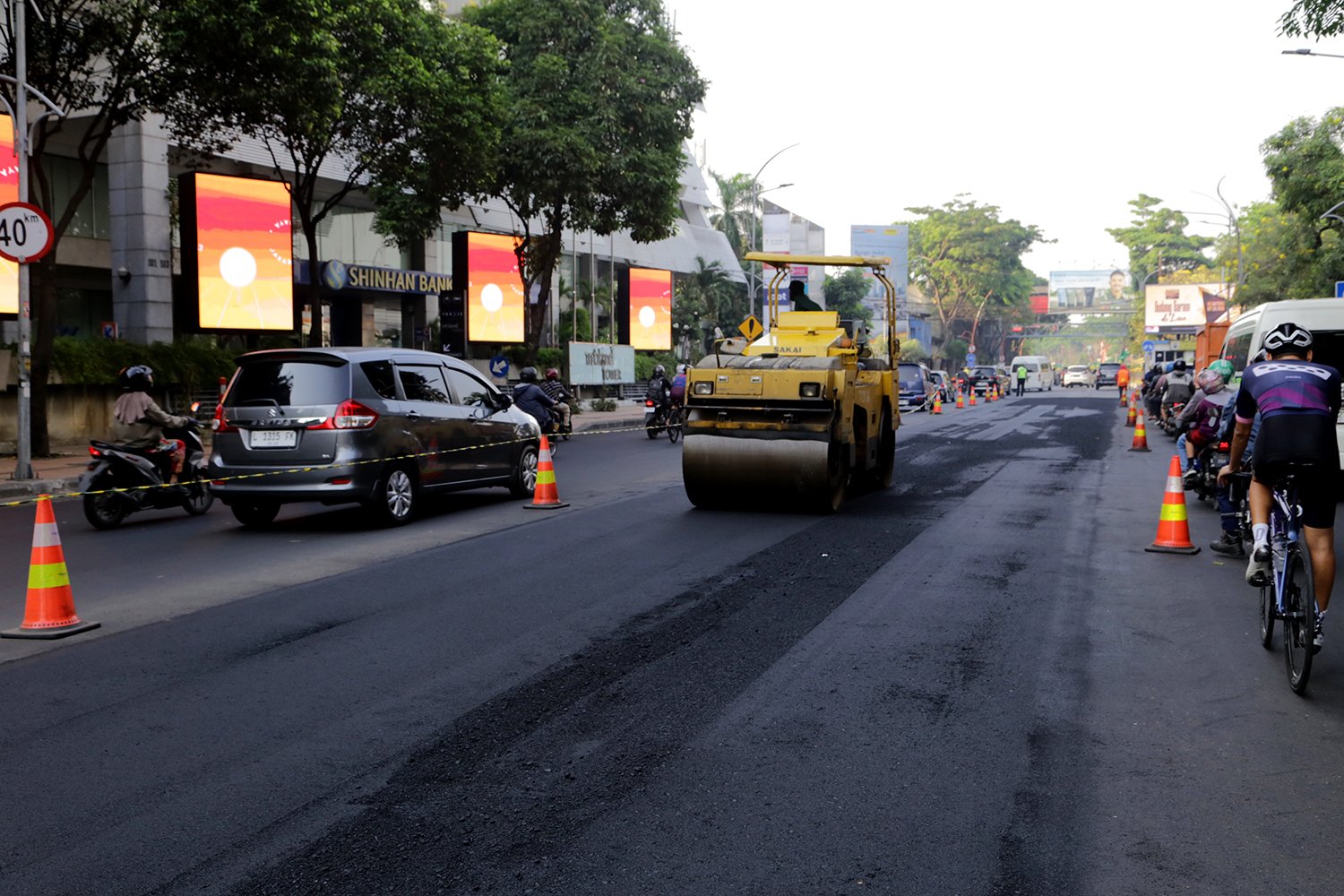 Pemkot Surabaya Lakukan Pengaspalan di Pusat Kota Mulai Juli Hingga Agustus 2024