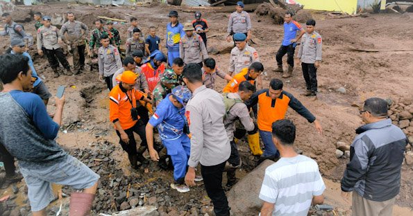 Musibah Longsor di Kelurahan Rua Ternate, Polisi Kerahkan 102 Personel