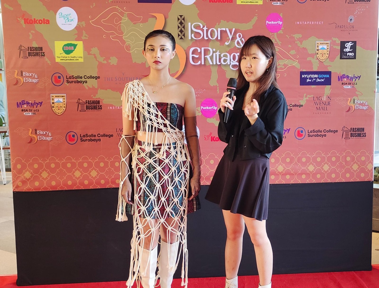 Meriahkan HUT ke-79 RI, LaSalle College Surabaya Gelar Kompetisi Fashion Styling ‘HIStory & HERitage’