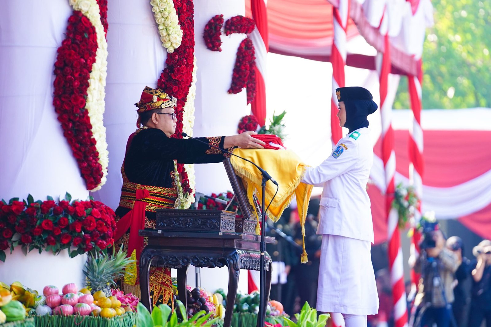 Pj. Gubernur Adhy Ajak Masyarakat Isi Kemerdekaan Dengan Kegiatan Positif Bagi Kemajuan Jatim