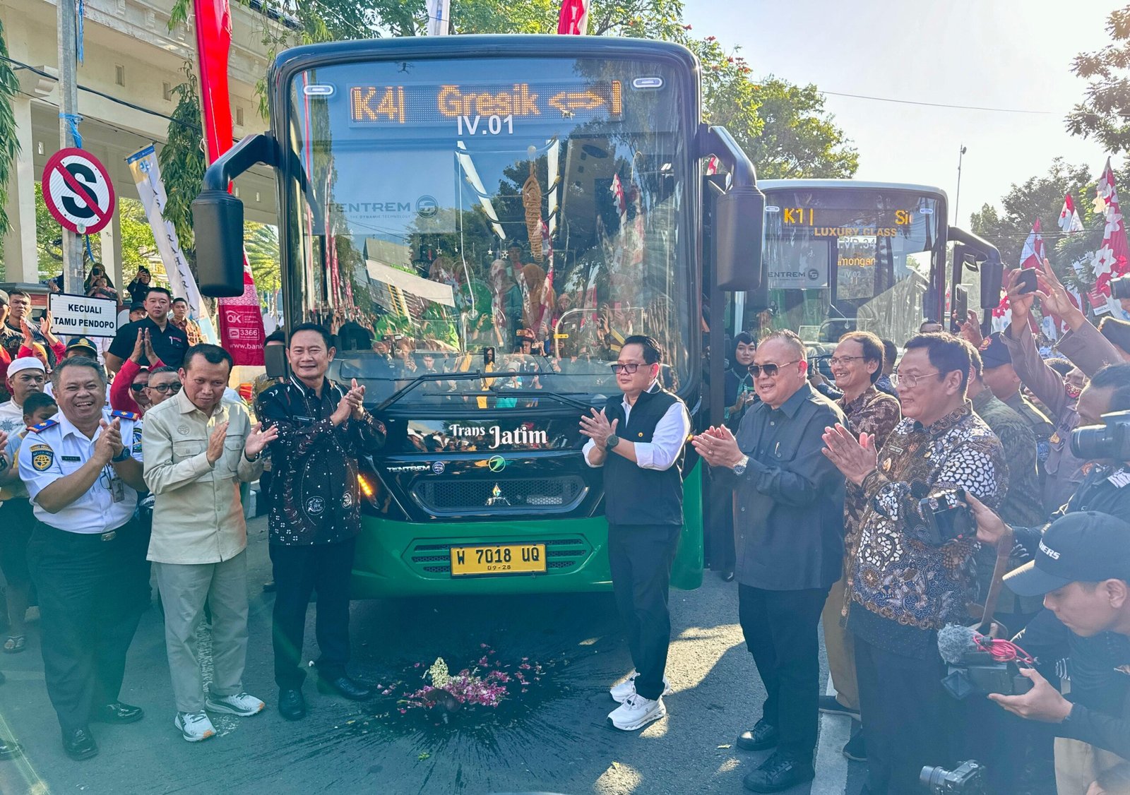 Bus Trans Jatim Koridor IV Resmi Diluncurkan, Tumbuhkan Ekonomi dan Pariwisata di Pesisir Utara