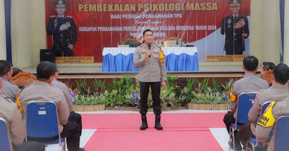 Polres Jember Gelar Pembekalan Psikologi Massa untuk Personel PAM TPS Pilkada 2024