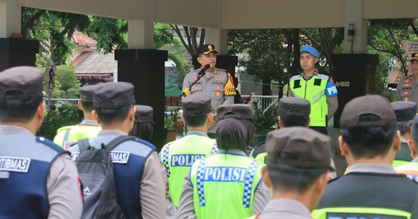 Polres Probolinggo Siagakan 400 Personel Gabungan Amankan Debat Perdana Cabup dan Cawabup