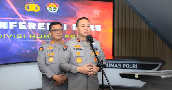 Densus 88 Mabes Polri Tangkap Tiga Terduga Teroris Anshor Daulah Jateng