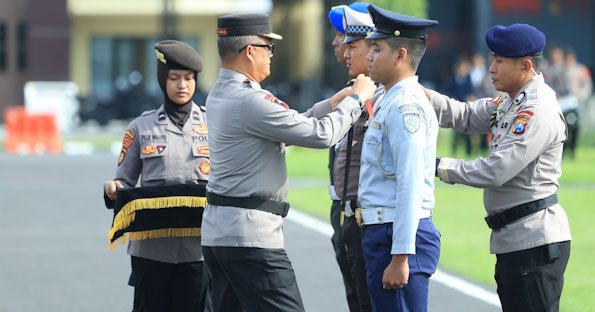 Kapolda Jatim Pimpin Apel Gelar Pasukan Operasi Terpusat Lilin Semeru 2024