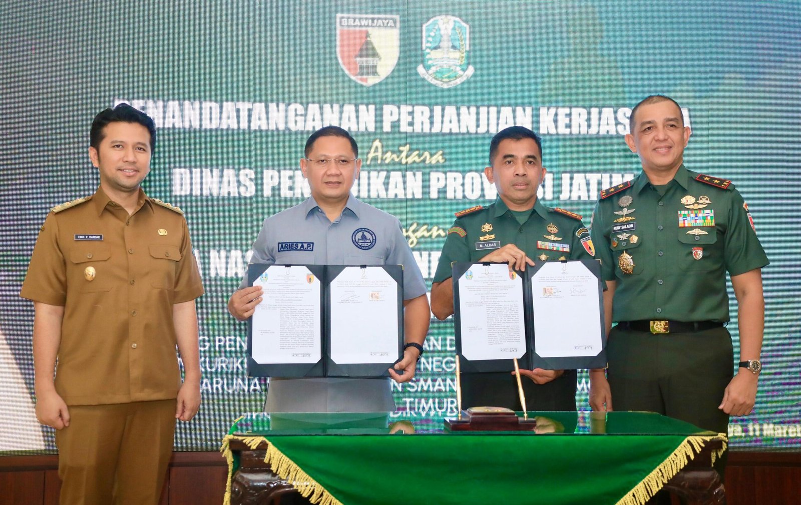Pemprov Jatim Dan Kodam V/Brawijaya Kerjasama Bela Negara dan Kesemaptaan Bagi Generasi Muda