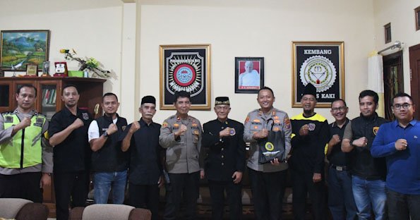 Polres Madiun Kota Jalin Kedekatan, Sosialisasikan Aplikasi Bantuan Polisi di PSHW