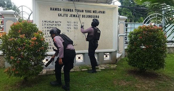 Polres Bojonegoro Sterilisasi Gereja Jelang Ibadah Jum’at Agung dan Paskah 2025