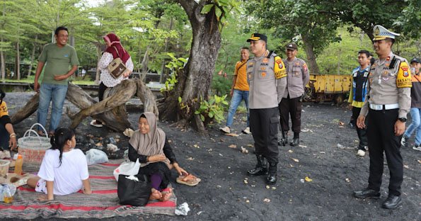 Kapolresta Banyuwangi Sebar Personel di Lokasi Wisata Jamin Keamanan Libur Lebaran