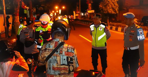 Polres Ponorogo Gelar Razia Malam, Premanisme dan Balapan Liar Jadi Atensi