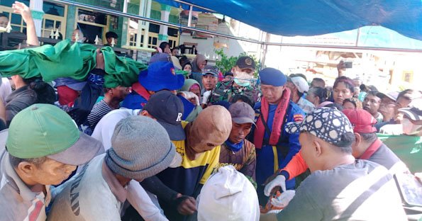 Tim SAR Gabungan Polres Probolinggo Berhasil Temukan ABK di Perairan Gili Ketapang, Pasca 3 Hari Hilang