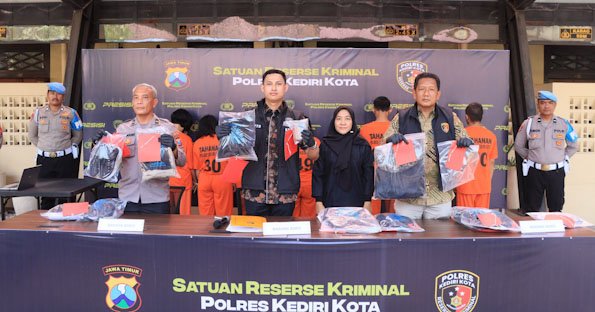 Polres Kediri Kota Amankan 4 Wanita Komplotan Pencurian Lintas Provinsi yang Videonya Viral