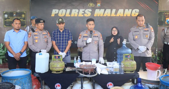 Terendus Lewat Layanan 110, Polres Malang Bongkar Produksi Arak Ilegal