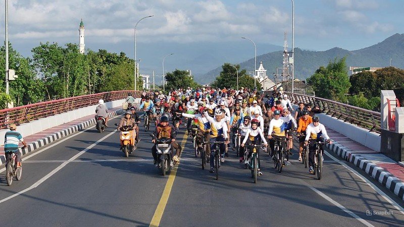 Peringati Hari Bhayangkara Ke-79, Mbak Wali Gowes Bareng Forkopimda