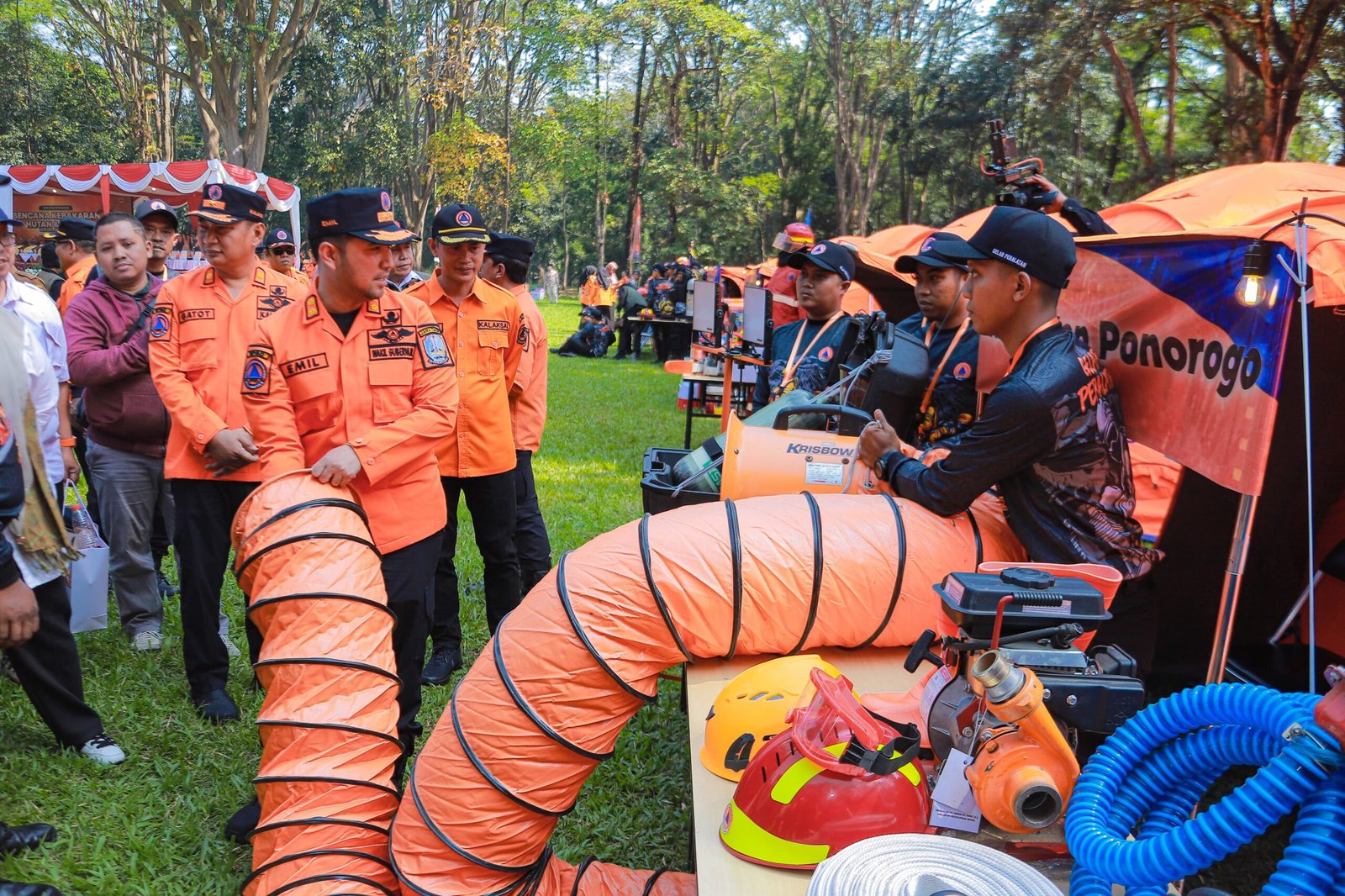Wagub Jatim Emil Dardak Pimpin Apel Kesiapsiagaan Kebakaran Hutan dan Lahan