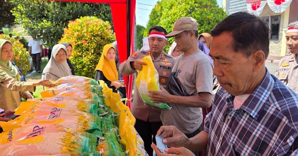 Polres Probolinggo Gelar Gerakan Pangan Murah, Masyarakat Sumringah