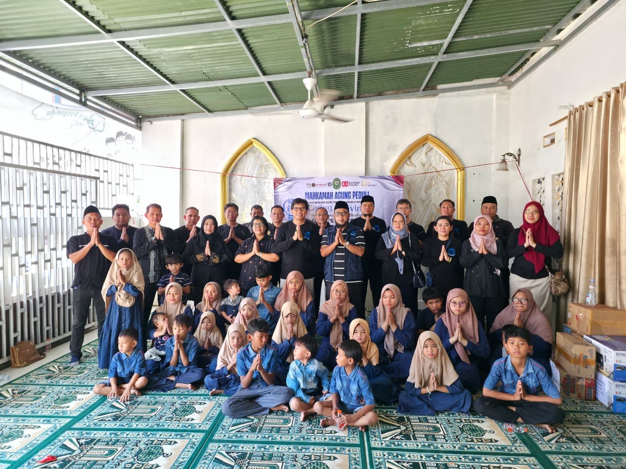 Kunjungi Panti Asuhan Muzdalifah Sidoarjo, PTUN Surabaya Jaga Tradisi Gerakan Mahkamah Agung Peduli