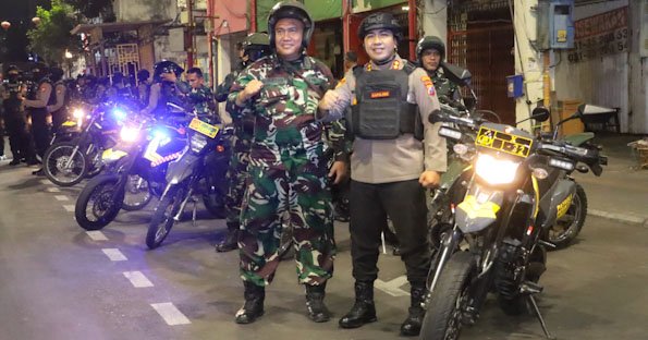 Ciptakan Rasa Aman, Polres Pelabuhan Tanjung Perak Gelar Patroli Gabungan TNI-Polri