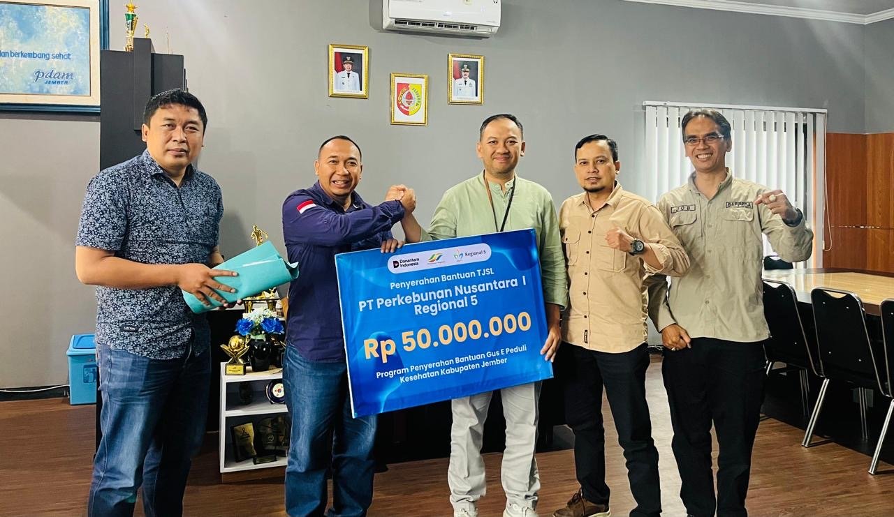 PTPN I Regional 5 Salurkan Bantuan TJSL Program Gus E Peduli Kesehatan Jember Senilai Rp50 Juta