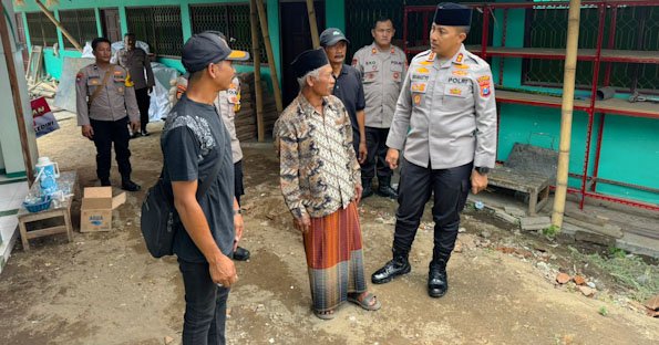 Polri Peduli: Polres Kediri Salurkan Bantuan untuk Pembangunan Masjid