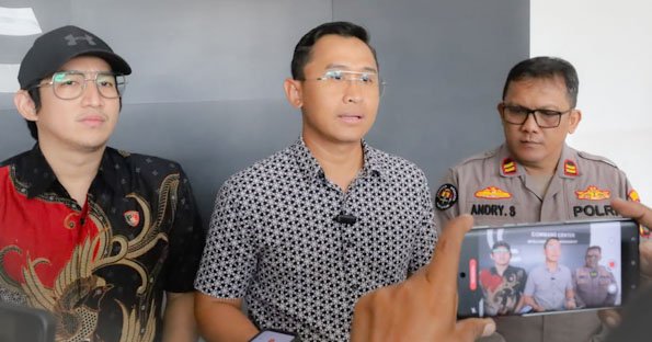 Polrestabes Surabaya Amankan Dua Orang Terduga Pencuri Puluhan Lampu Kota Lama