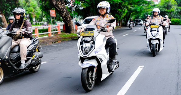 Polrestabes Surabaya Luncurkan Patroli Houfbereau Bersinar, Tegaskan Pelayanan 24 Jam