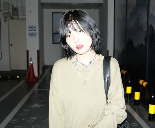 Pingsan di Panggung Makau, HyunA Minta Maaf kepada Penggemar