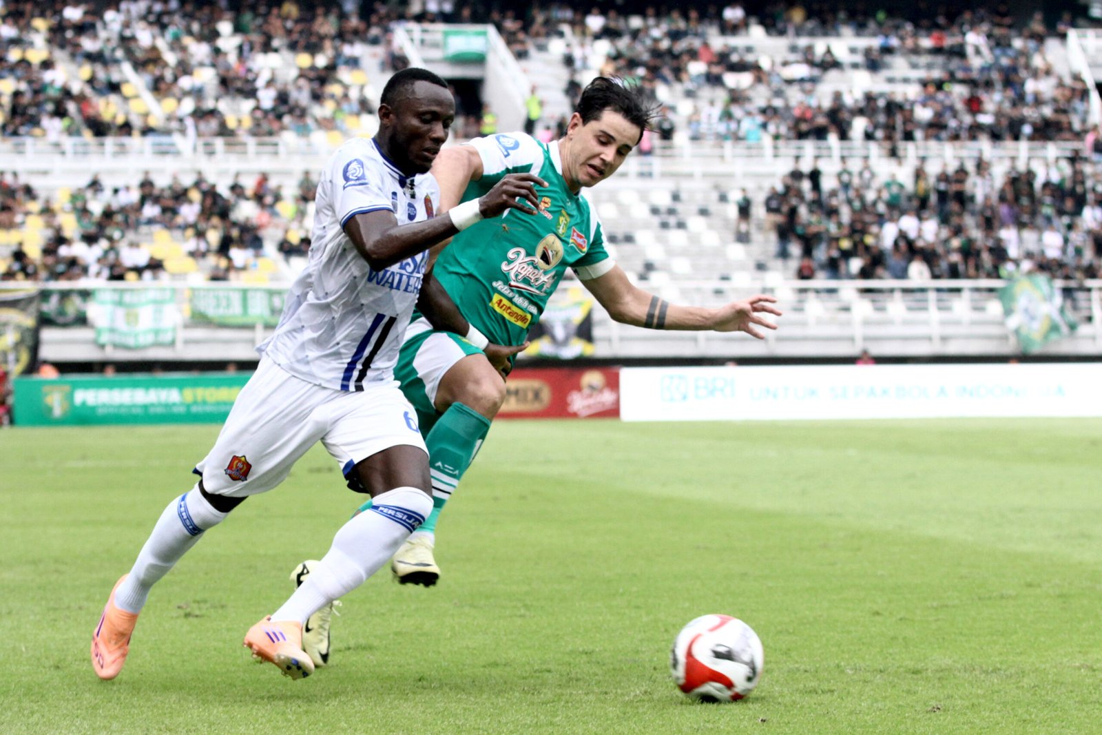 Masa Transisi, Uston Siapkan Tim Lebih Baik Sebelum Dipimpin Coach Bernando Tavares