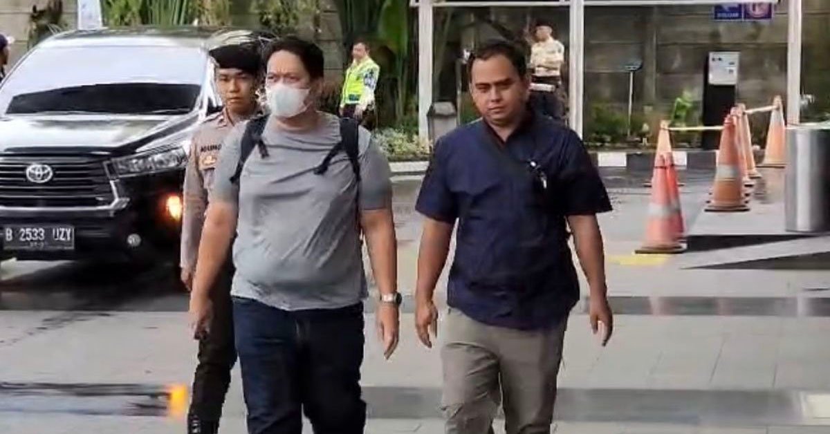 OTT di Kalsel, Kajari dan Kasi Intel HSU Tiba di KPK Untuk Diperiksa