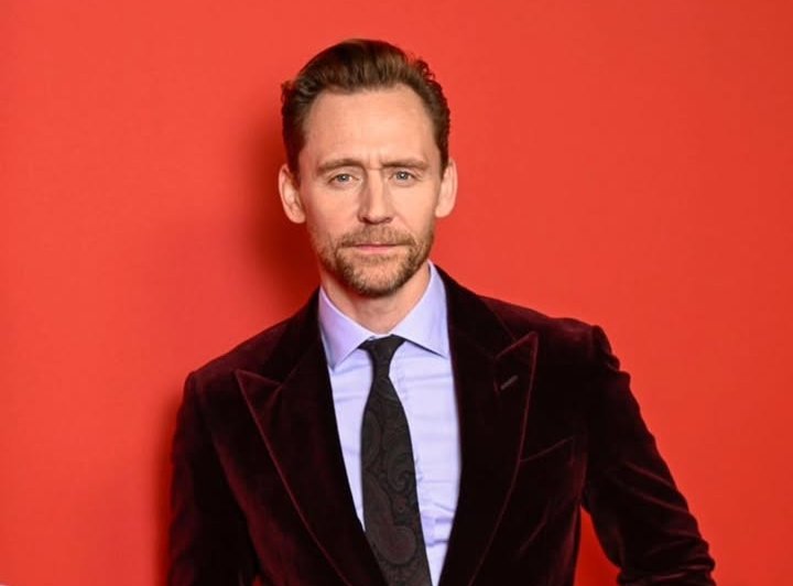 Tom Hiddleston Isyaratkan Kemunculan Loki di “Avengers: Doomsday”
