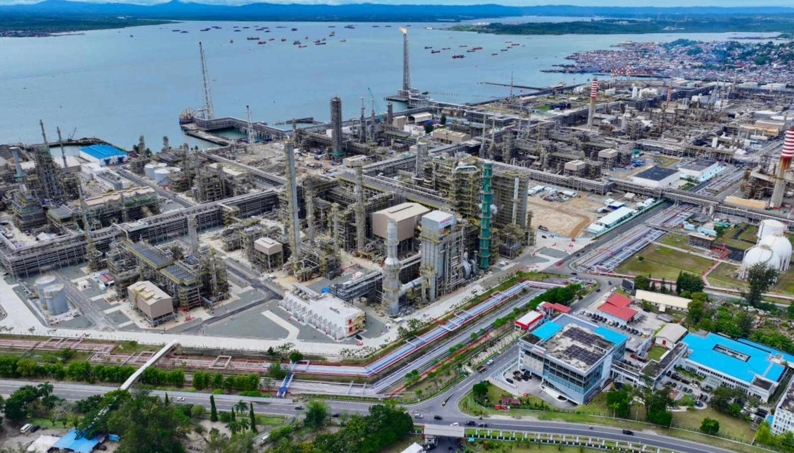 Prabowo Resmikan RDMP Balikpapan Rp123 Triliun, Hemat Devisa Rp60 T