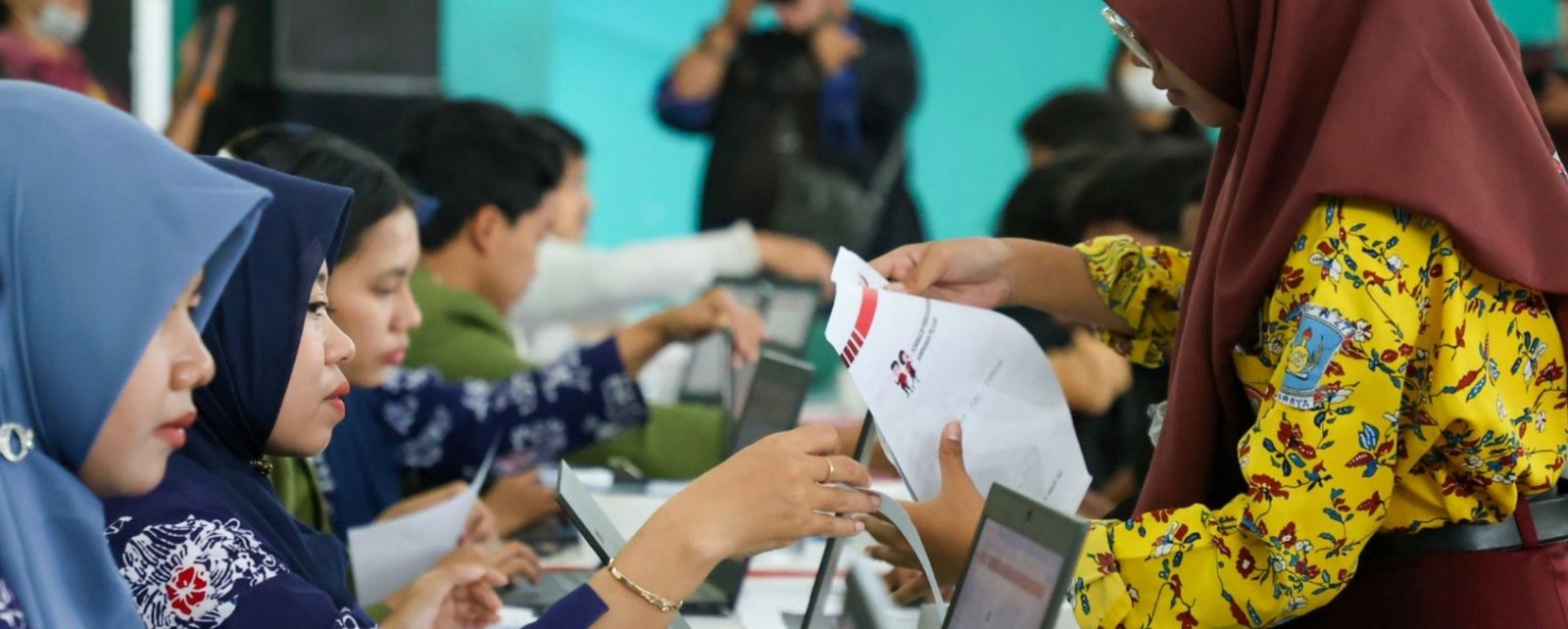 Pemkot Surabaya : Siswa SMA Swasta Terima Bansos Rp350 Ribu per Bulan
