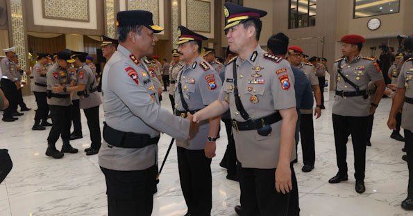 Kapolda Jatim Pimpin Sertijab PJU dan Sejumlah Kapolres