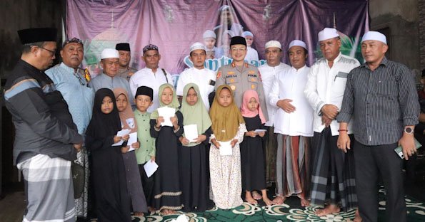 Awali Tugas Baru, Kapolres Situbondo Silaturahmi ke Pokdarkamtibmas untuk Perkuat Sinergitas