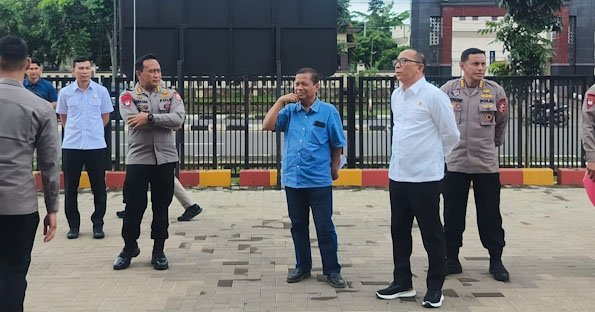Korbrimob Terima Kunjungan Karojemengar Stamarena Polri di RS Bhayangkara Brimob
