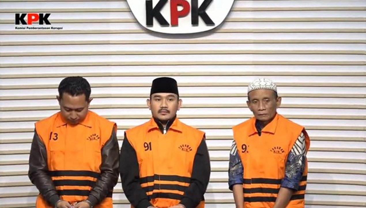 Masa Penahanan Bupati Bekasi Ade Kuswara dkk Diperpanjang KPK