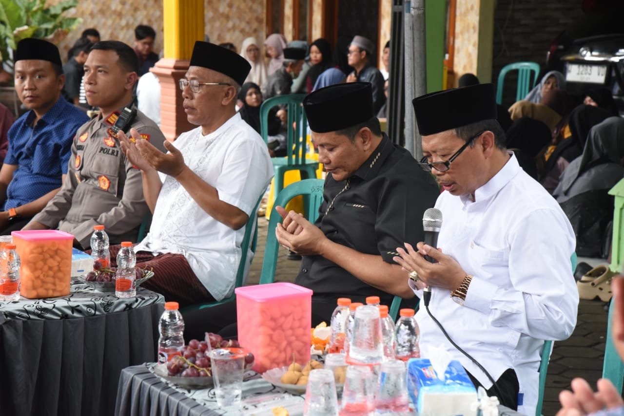Bupati Takziah Rumah Duka Praja IPDN Sidoarjo