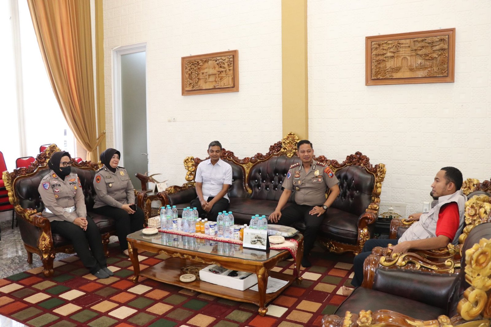 Kapolres Sumenep Baru Jalin Silaturahmi dengan Bupati dan Ketua DPRD demi Tingkatkan Sinergi