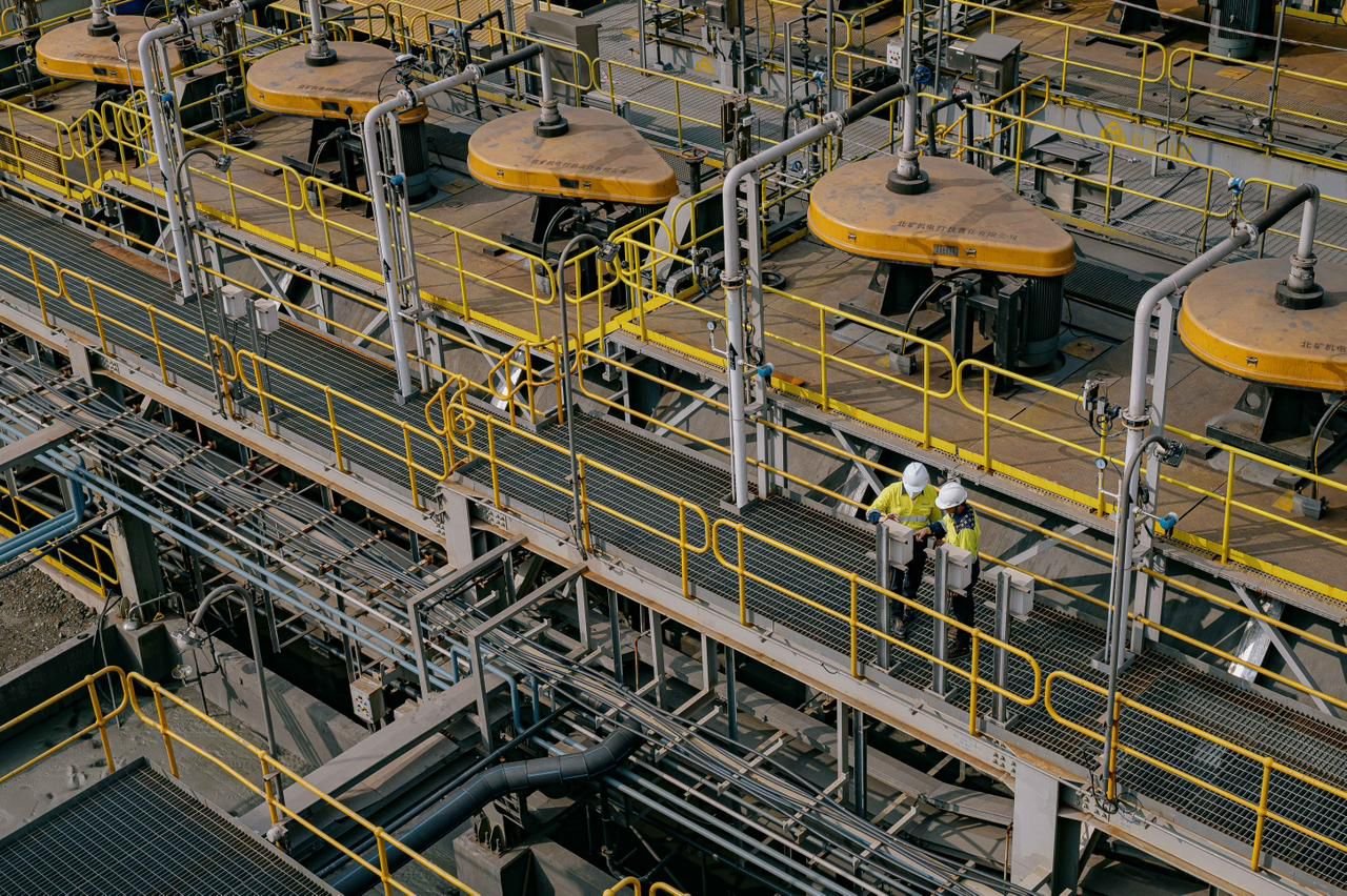 Produksi Nikel Melonjak, MBMA Cetak Pendapatan USD 1,4 Miliar di 2025