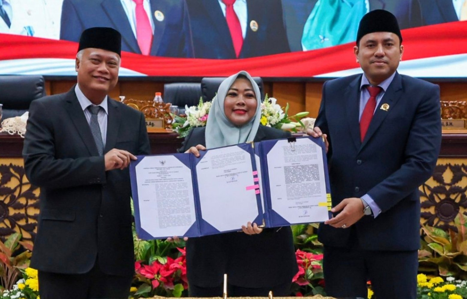 DPRD Surabaya Sahkan Perubahan Perda Pengelolaan Aset Daerah