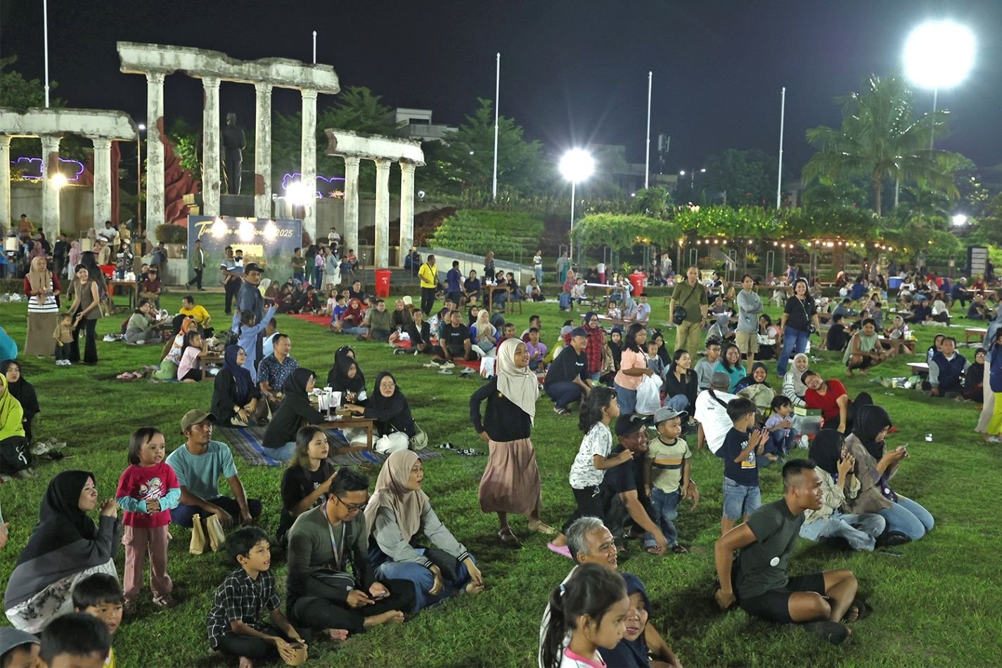 Ngabuburit Ramadan di Tugu Pahlawan Surabaya Hadir Lebih Kekinian