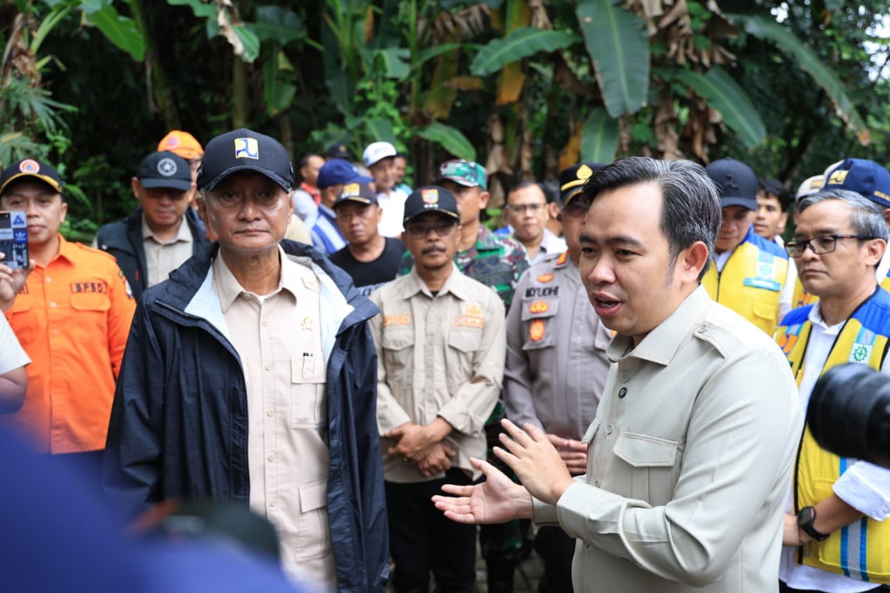 Menteri PU RI Tinjau Infrastruktur Jember Dorong Percepatan Penanganan Bencana dan Revitalisasi Pasar