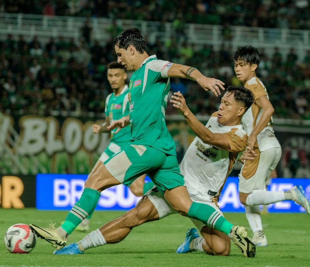 Jelang Lawan Bali United, Persebaya Pincang Tanpa Bruno Moreira dan Milos Raickovic