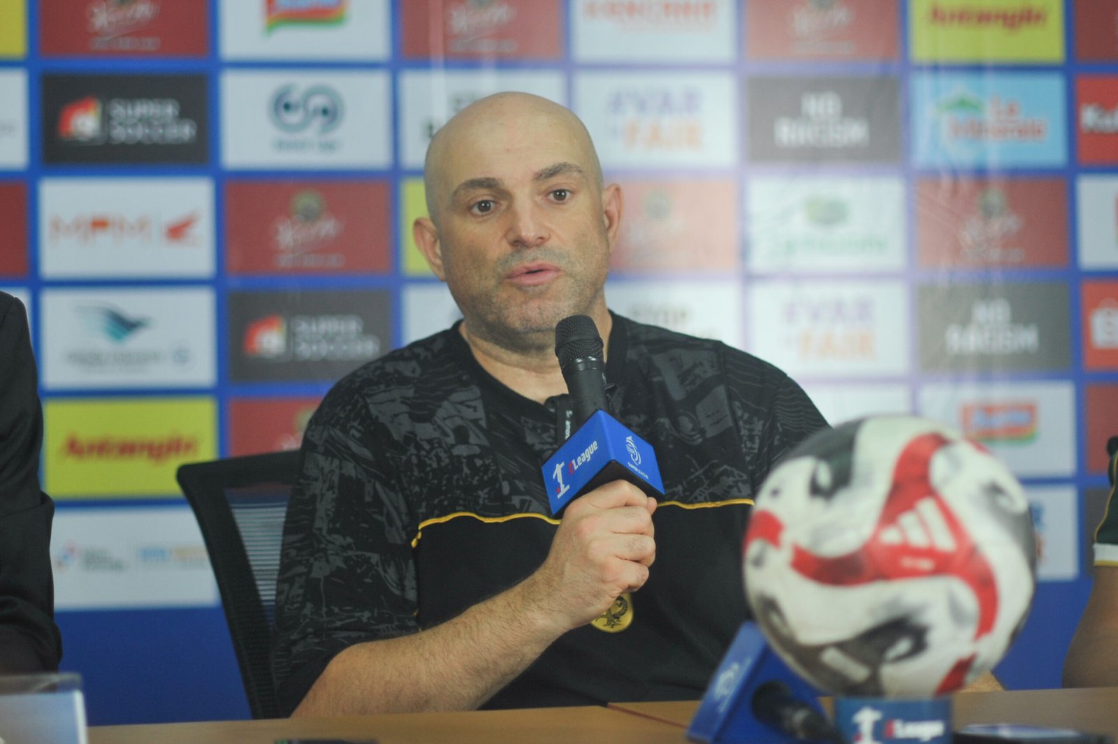 Pelatih Persebaya Bernando Tavares Sebut Lawan Bhayangkara Jadi Pertandingan Sulit